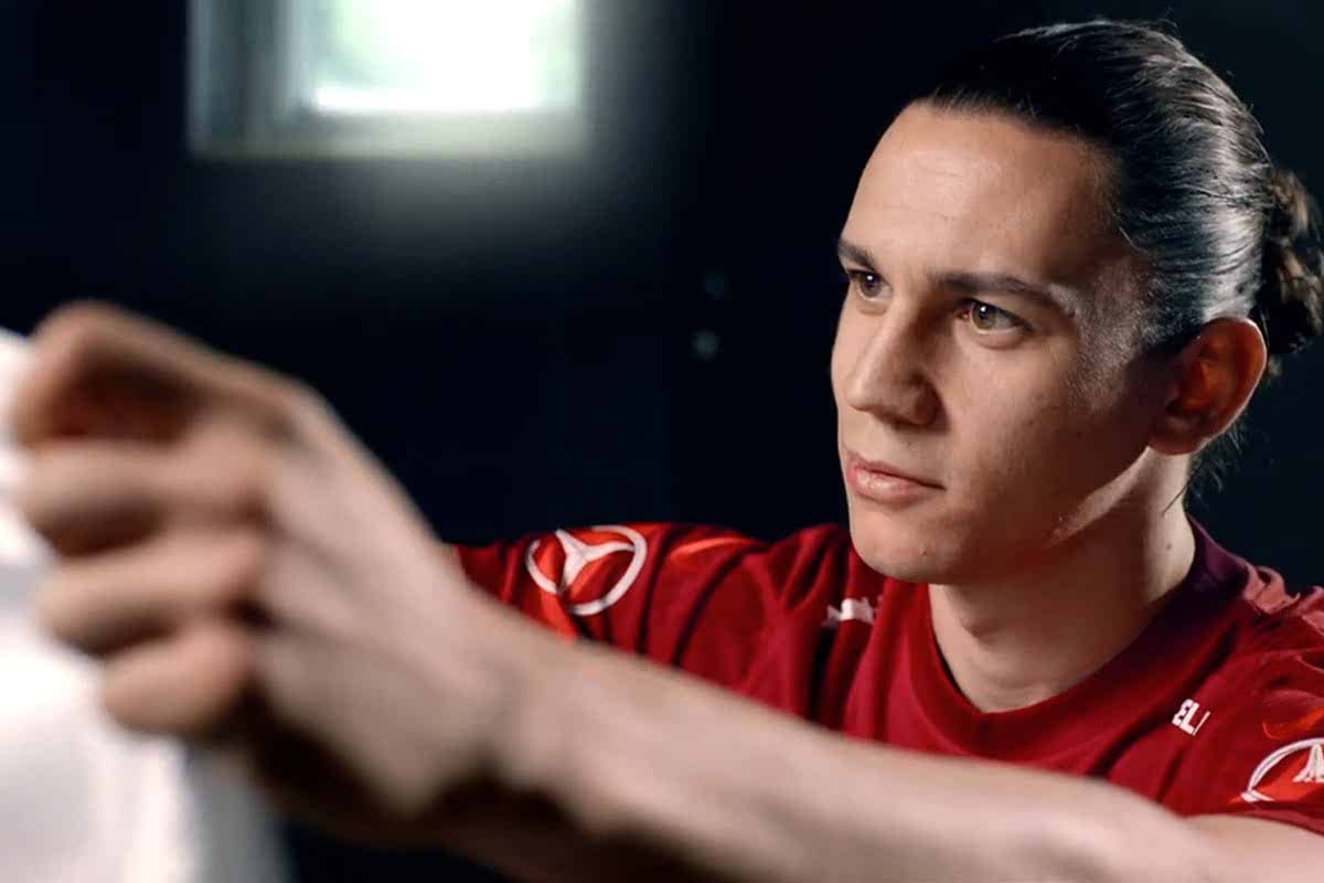 Kalp Atışlarınızla Birlikte: THY Milli Takımın Özel Tasarım Forması